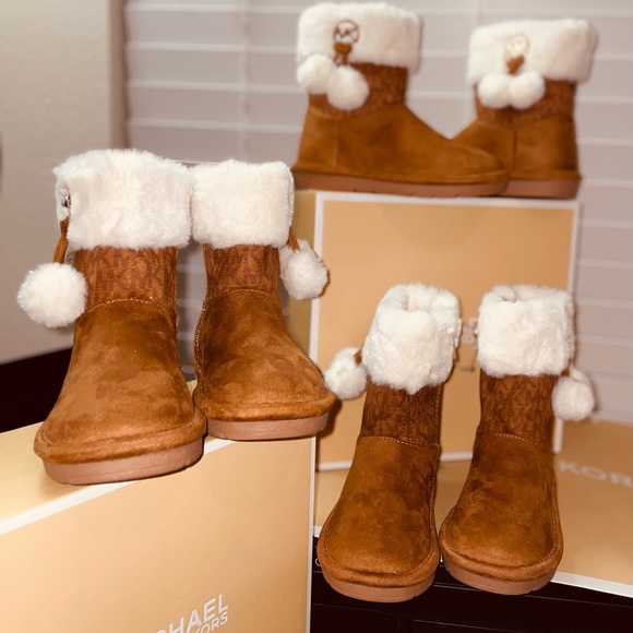 NWT Michael Kors Child Suede Boots - Picture 3 of 14